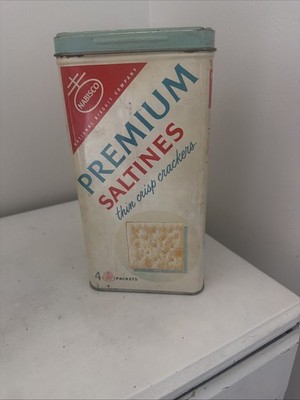 Vintage Nabisco Premium Saltine Thin Crisp Crackers Metal Tin with Lid 1950's