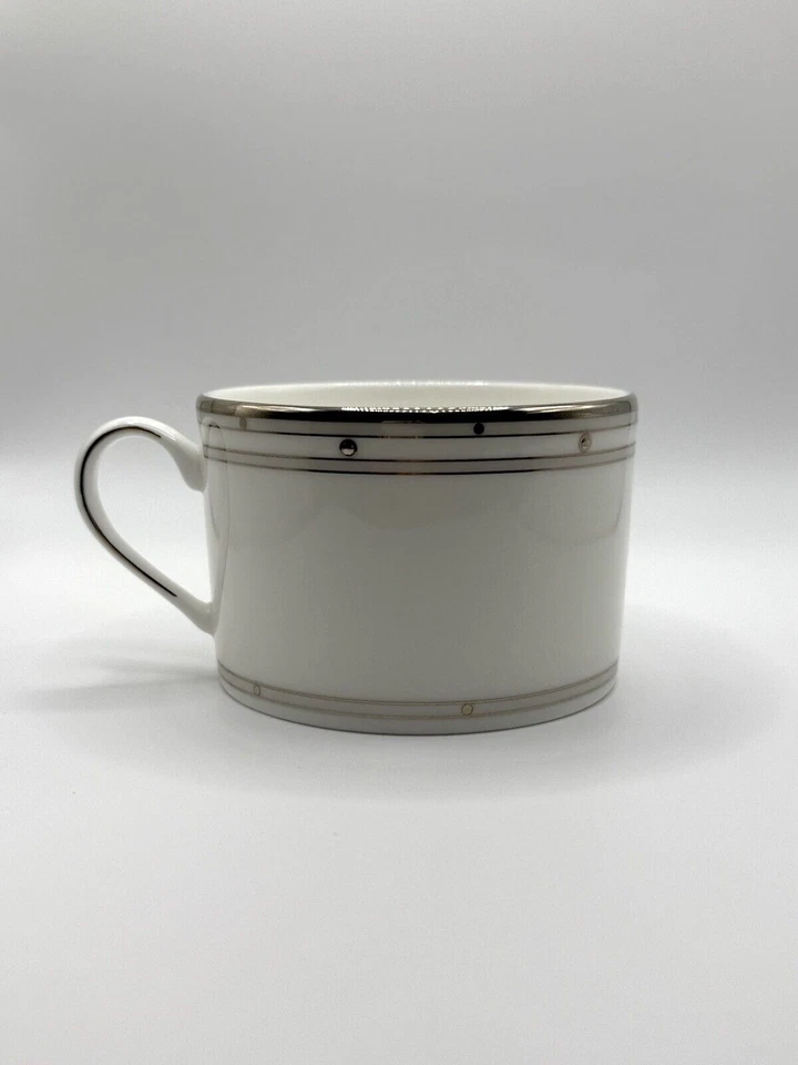 Taza plana Lenox Kate Spade Pebble Point Foto 2 de 4