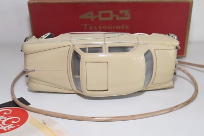 Peugeot 403 électrique Téléguidée GéGé 403 Peugeot toit