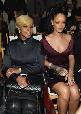 Mary J Blige Rihanna at Front Row & Backstage  Mercedes Benz Fash - Old Photo 1