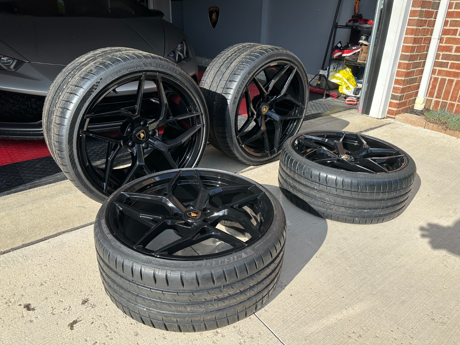 15-24 Lamborghini Huracan Concave Forged Gloss Black wheels Complete Set 21 /20