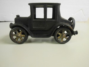 Vintage Cast Iron Model T Coupe Toy Car Ebay