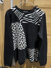 Zebra Print Jumper Size Medium (Modern & Stunning)