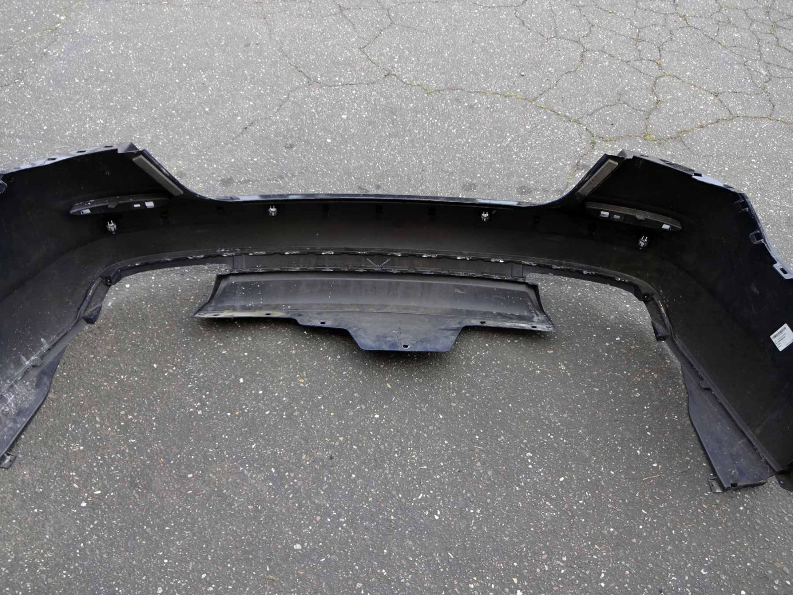 Maserati Quattroporte M156 Rear Bumper Cover Damaged Part# 673000021 670010263 A