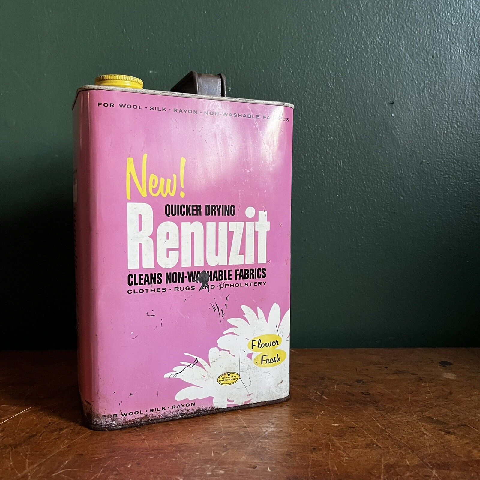 Vintage Pink Renuzit Cleaner 1/2 Gallon Can Flower Fresh Scent Kitchen Laundry