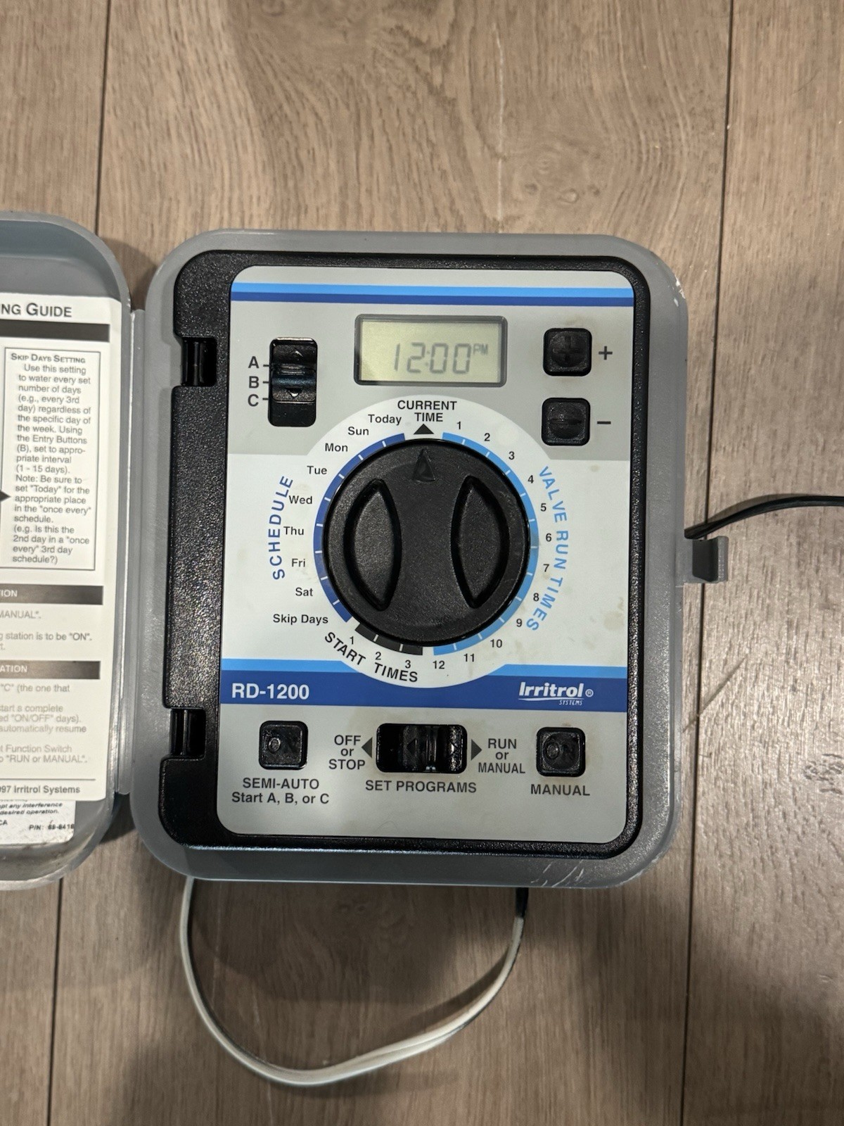 Irritrol Rain Dial RD1200-INT Indoor 12 Station Controller Timer W/ Power Supply