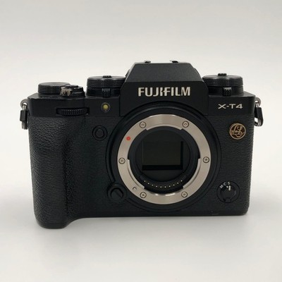 Fujifilm Fuji X-T4 24.3MP Mirrorless Digital Camera XT4 Body Excellent