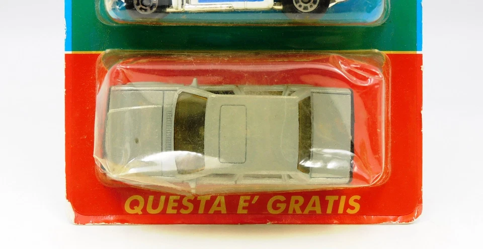 Matchbox Superfast set MB868 Ferrari 308 Volvo Kenworth peterbilt value pack  - Immagine 3 di 4