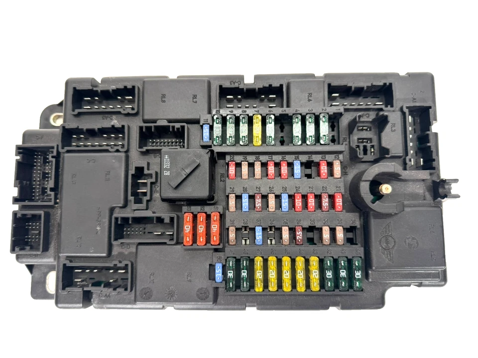 Genuine Used MINI Countryman Footwell SPEG High Fuse Board / Box For R60 9809381 - Image 2 of 3