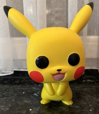 Funko LLC 2018 Pokémon Pikachu 25 cm Figur DRM200109