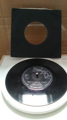 Stevie Wonder: Yester-Me, Yester-You, Yesterday 7'' Single (Play Tested) - 925/25