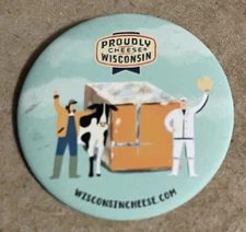 Proudly Wisconsin Cheese Advertising Round Button Pin  Lenticular Hat Jacket