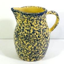 Robinson Ransbottom Roseville OH Vintage RRP Blue Spongeware Pitcher 1 Quart