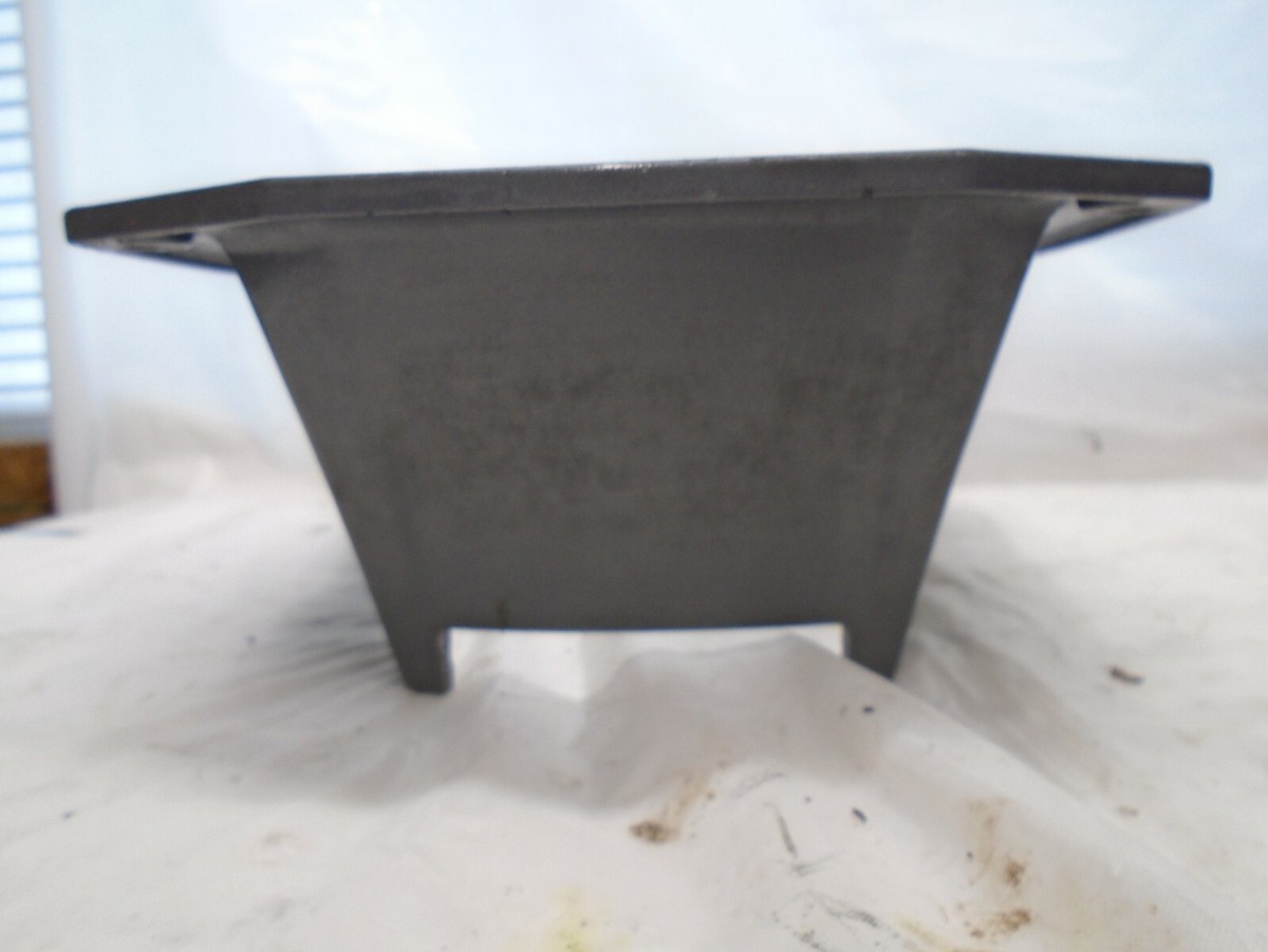 1994 MARINER 40HP 4-CYL LOWER TRIM COVER 18871T6 OUTBOARD MOTOR