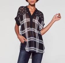 vince camuto mixed print top
