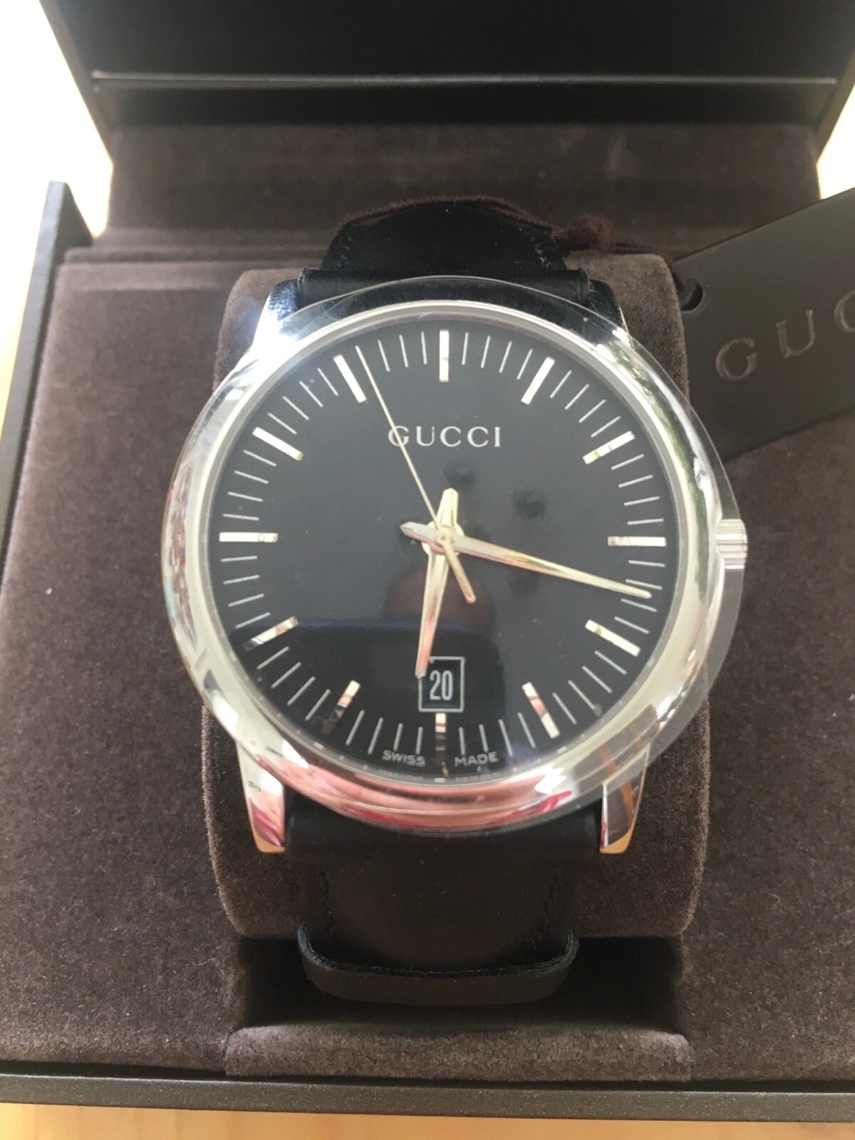 Montre à quartz homme Gucci série 5600
