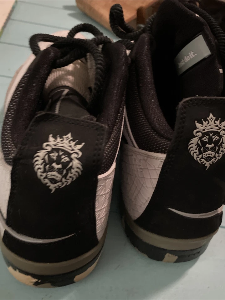 二手状况完好 Nike Lebron Zoom Soldier II TB 319407-101 篮球鞋 尺码 11 — 第 3/4 张图片