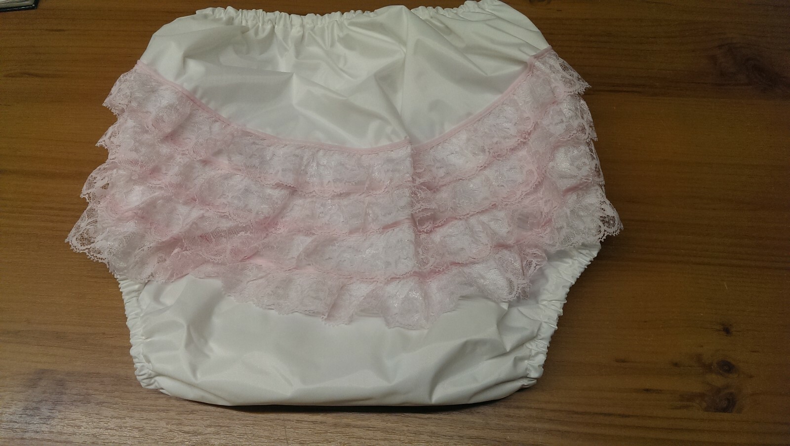 Washable incontinence wear lockable or frilly lockable pants-rubbers ...