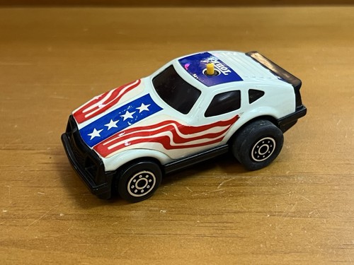VTG Tonka Clutch Poppers Friction/Push Button Chevrolet Monza American Flag USA - Picture 1 of 6