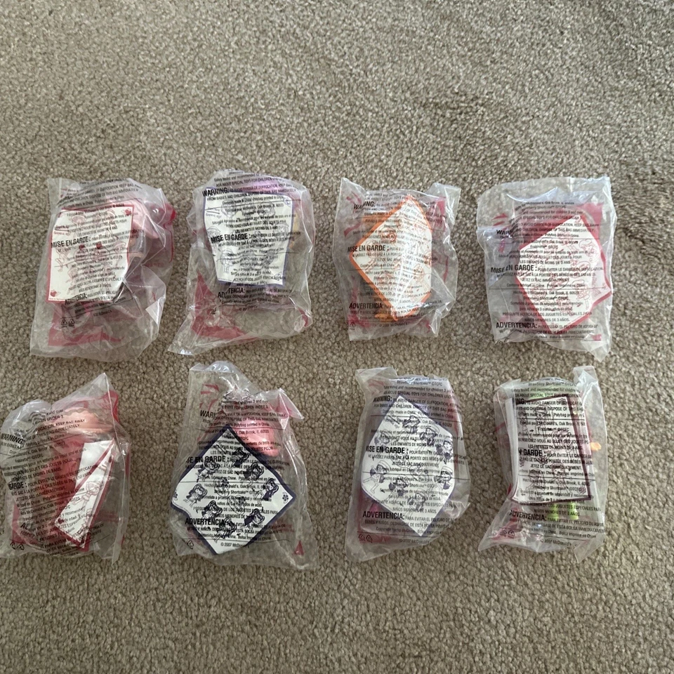 Игрушка McDonalds's Happy Meal клубничный шорткейк 2007 лот из 8 запечатанных 1–8 новых нераспакованных - Изображение 2 из 4