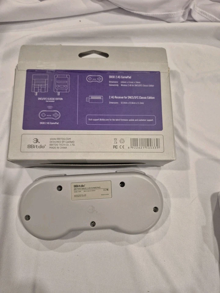 8Bitdo SN30 2.4G Wirelesss Gamepad for SNES/SFC Classic Edition Open Box - Image 2 of 4