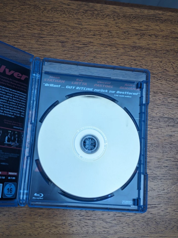 REVOLVER - German Edition BLU-RAY - Image 4 of 4