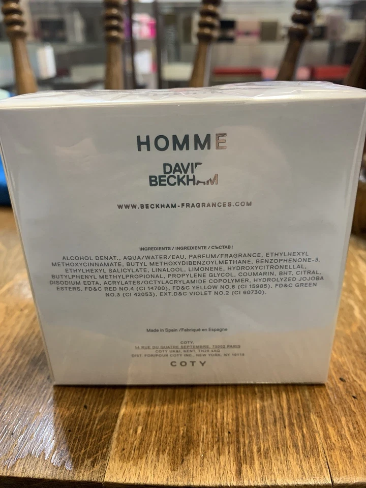 DAVID BECKHAM HOMME 2.5 FL. OZ / 75 ml Eau de Toilette Spray Caja Sellada RARO Foto 2 de 4