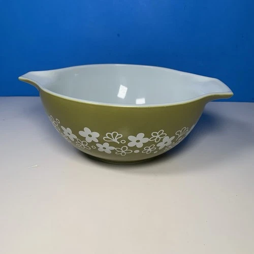 Vintage Pyrex Spring Blossom  1.5 Qt Mixing Bowl Cinderella Style #442