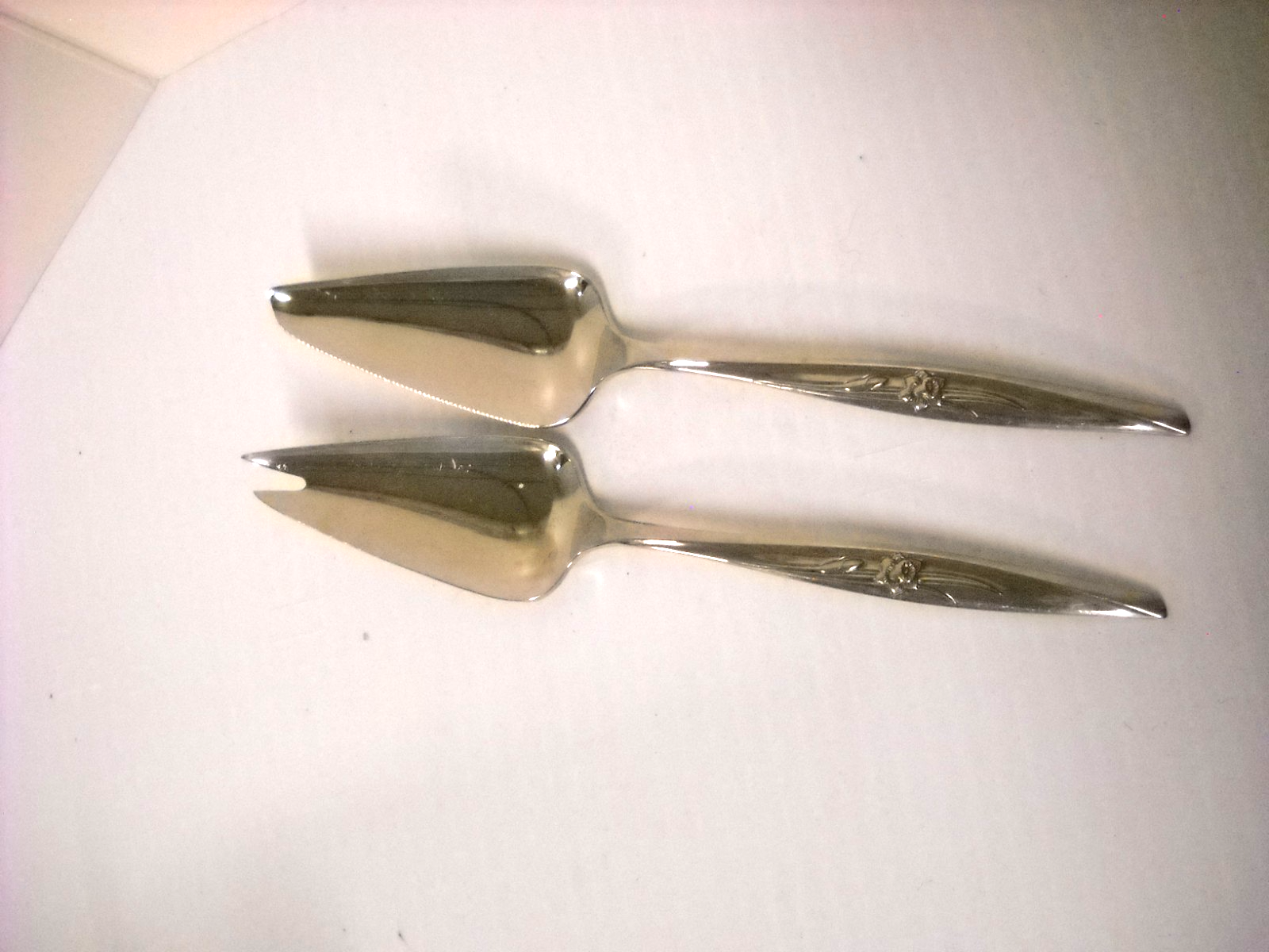 1847 Rogers SPRING CHARM Stainless Steel 2-Piece Cheese Knife and Pick Set