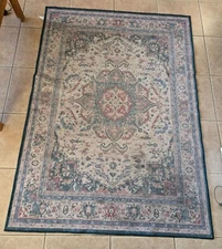 Ruggable Vintage Persian Style Design Woven Rug Topper 52X82 NO PAD