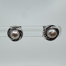 14k White Gold 3.7mm Pink Pearl Small Stud Earrings