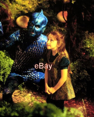 Scarlett Pomers as "Naomi Wildman" Star Trek: Voyager 8x10 Publicity