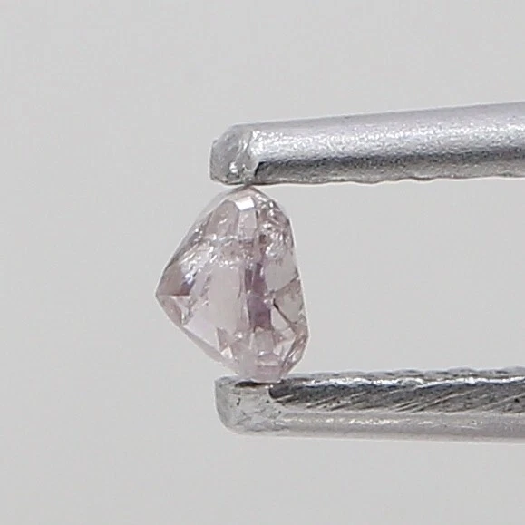 0.13ctw 2.5 x 2.5 mm Pink Color Cushion Shape Brilliant Cut Natural Diamond - Image 3 of 4
