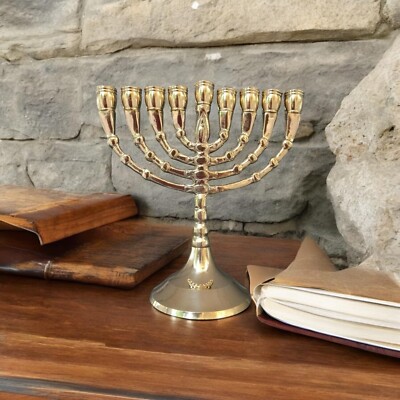 Portacandele a 9 rami per Hanukkah – Menorah vintage in