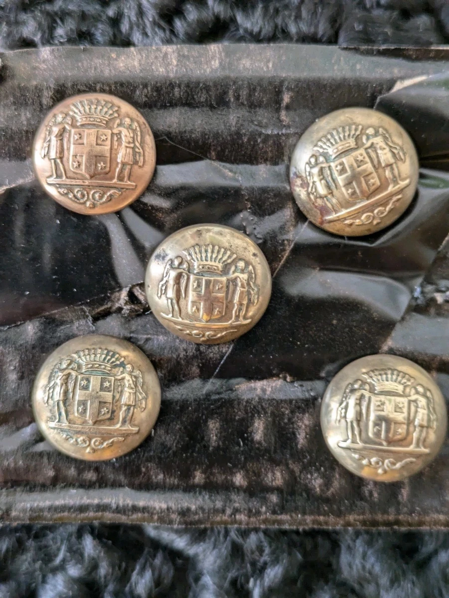 Grand Bouton Ancien – Chevalier En Armure – Métal Bronze – 37 Mm – France