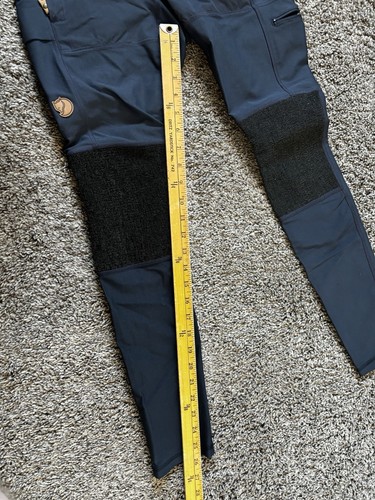 Fjallraven Abisko Trekking Hiking Outdoors 81506 Black Tights Men’s Size XS - Picture 2 of 7