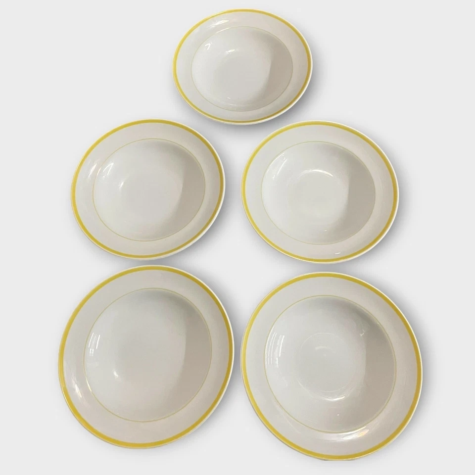 Williams Sonoma Brasserie 9" Soup Bowls Set of 6 Band and Verge White Yellow Rim - Image 3 of 4