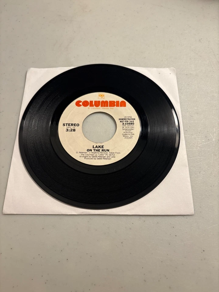 LAKE ON THE RUN 7" SINGLE PROMO 45 RECORD 1977 STEREO MONO ON COLUMBIA ROCK VG+ - Image 2 of 2