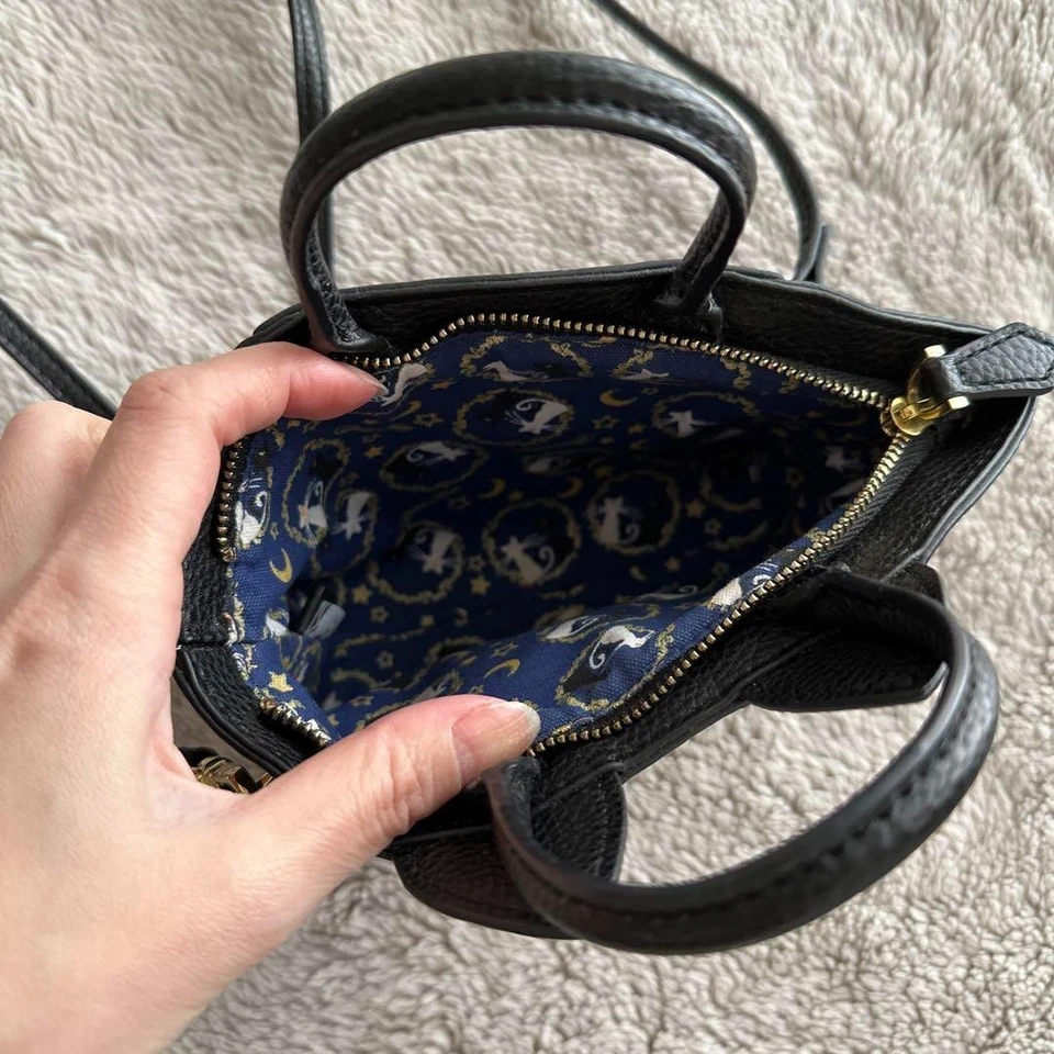 Samantha Thavasa × Sailor Moon Luna Shoulder Bag Collaboration Limited Japan - Image 3 of 3