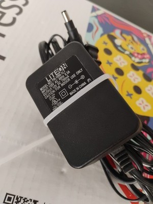 LiteOn PB-1090-1L1 120V AC 0.3A 12V DC 750mA Power Supply Adapter