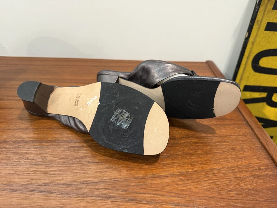 Sandalias Tanga TARYN ROSE Cuero Gris Metálico Talla 37/6.5 Nuevas Foto 3 de 4