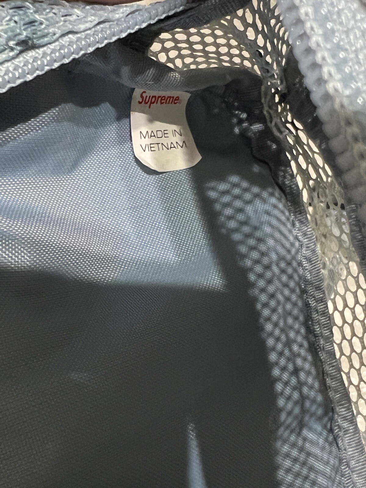 Supreme Small Shoulder Bag in Blue Chocolate Chip Camo SS20 Deadstock