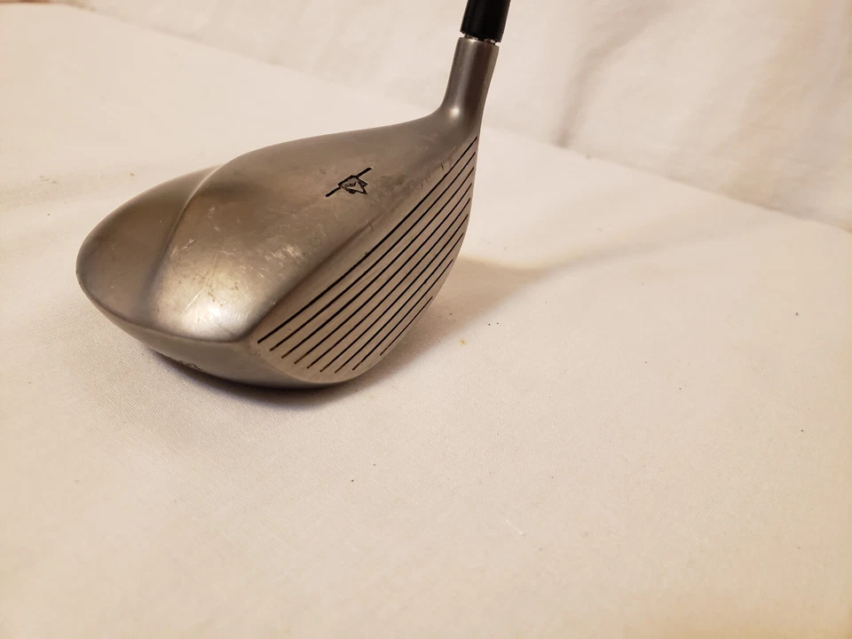 Vintage Golf Club MacGregor 1 Driver Oversize 9.0 VIP Titanium Steel Shaft - Image 3 of 4