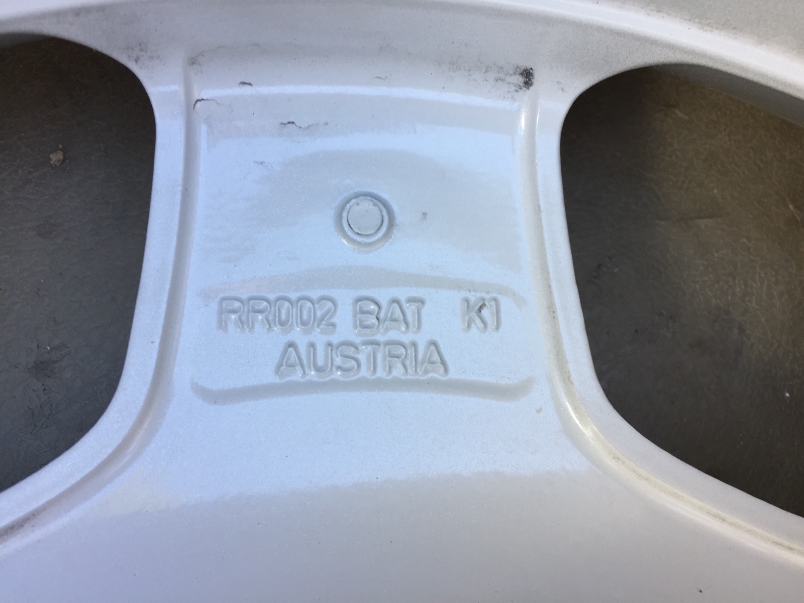 20" BRAND NEW SILVER ROLLS ROYCE GHOST OEM ORIGINAL FACTORY (1) REAR WHEEL ONLY.