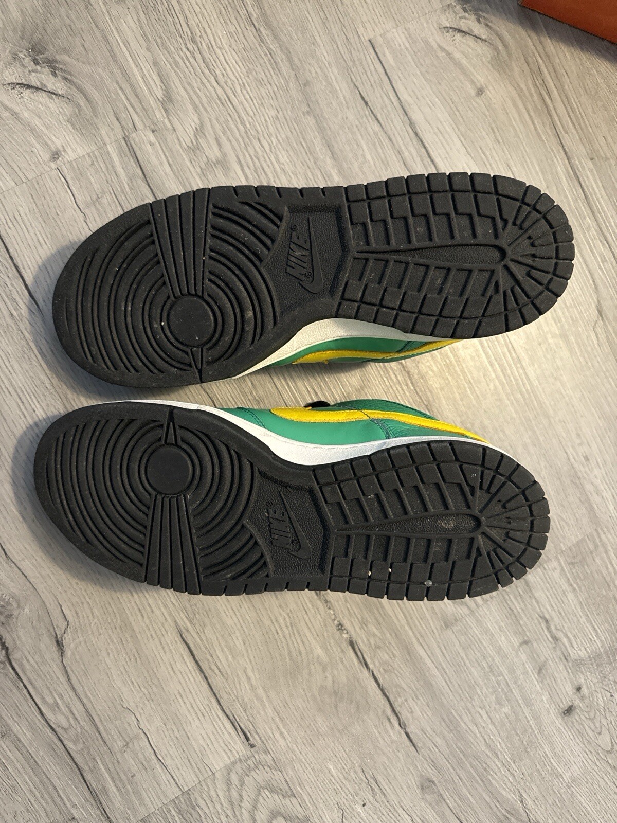 Nike Dunk Low Spring Leaf - image 5