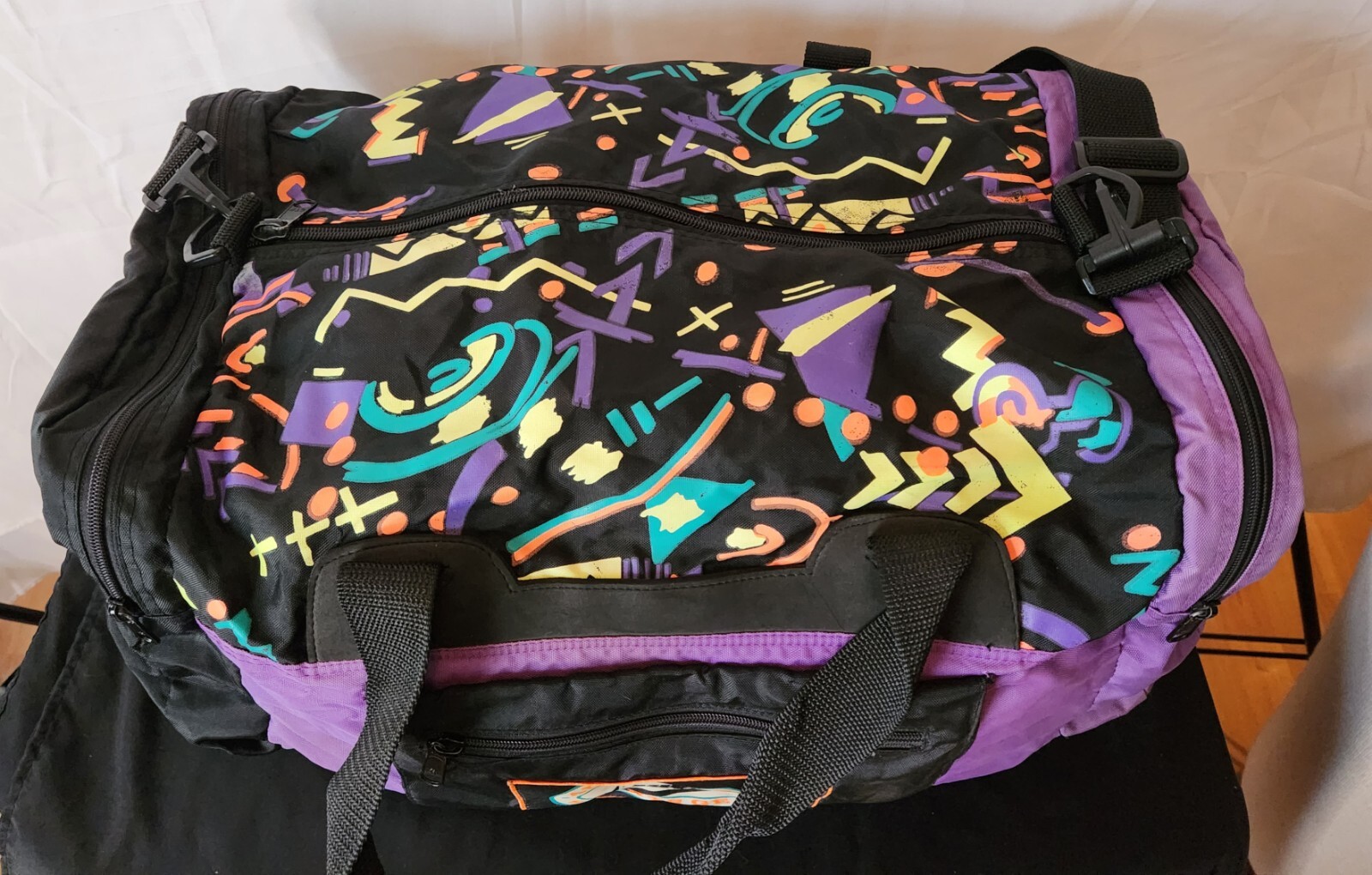 🚨🔥Vintage 80s 90s Nike Multi Color Gym Duffle Bag Rare! Jordan Flight Air EUC image 3