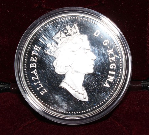 1994 Canada Silver Royal Mounted Police Proof $1 Coin - Picture 3 of 5