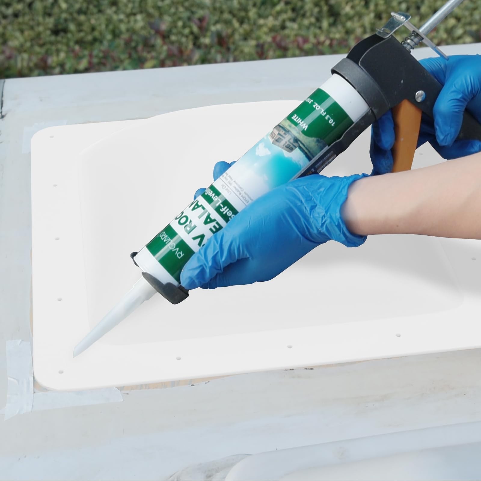 RVGUARD RV Roof Sealant, Self-Leveling Lap Flexible Caulk White