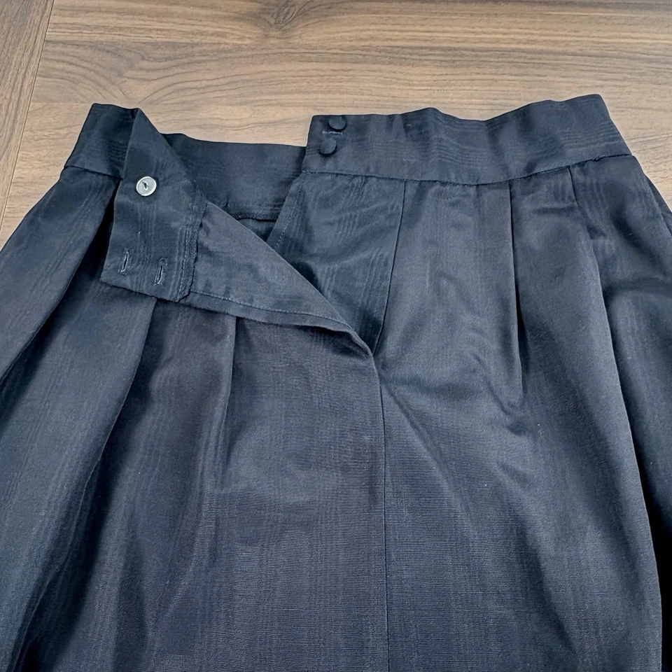 Falda midi Talbots negra plisada brillante completa para mujer talla 16 vintage hecha en EE. UU. Foto 3 de 4