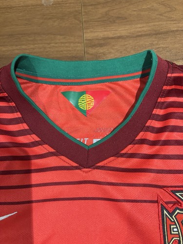 Nike Dri-Fit Red F.P.F. Portugal National Team Euro 1914-2014 Soccer Jersey Sz M - Picture 4 of 5